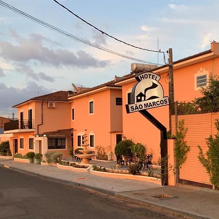 Hotel Sao Marcos Orlandia Sp エクステリア 写真